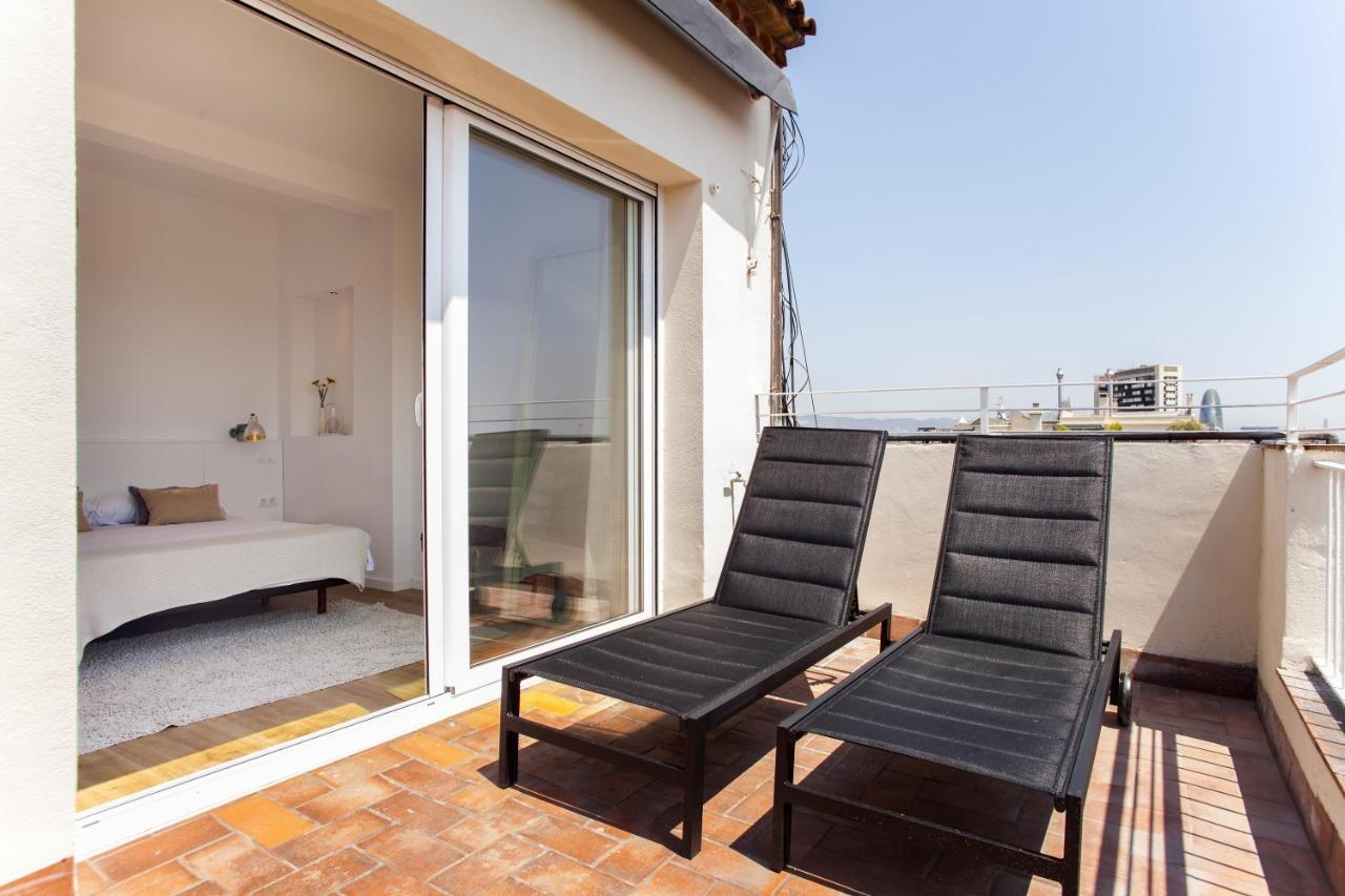 Friendly Rentals Gran Via Барселона Екстериор снимка