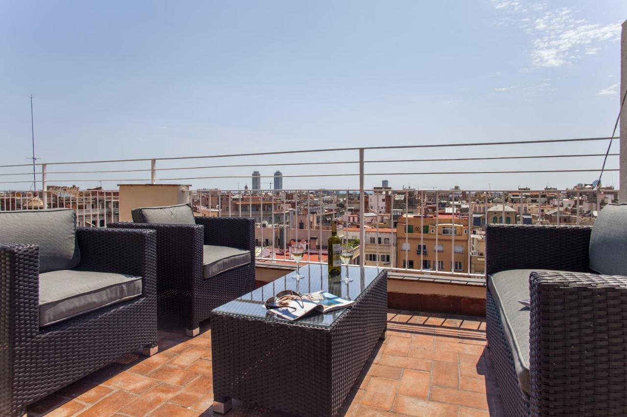 Friendly Rentals Gran Via Барселона Екстериор снимка
