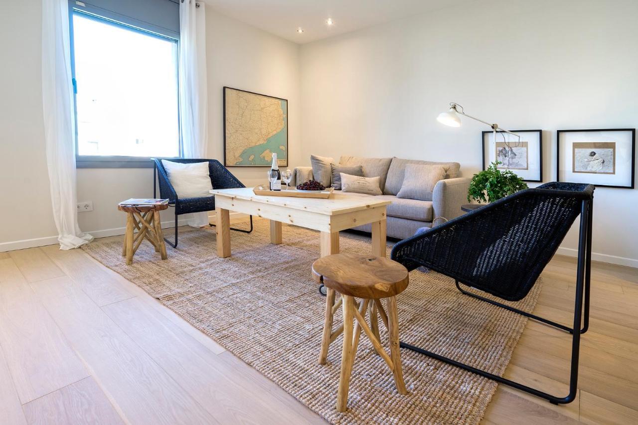 Friendly Rentals Gran Via Барселона Екстериор снимка
