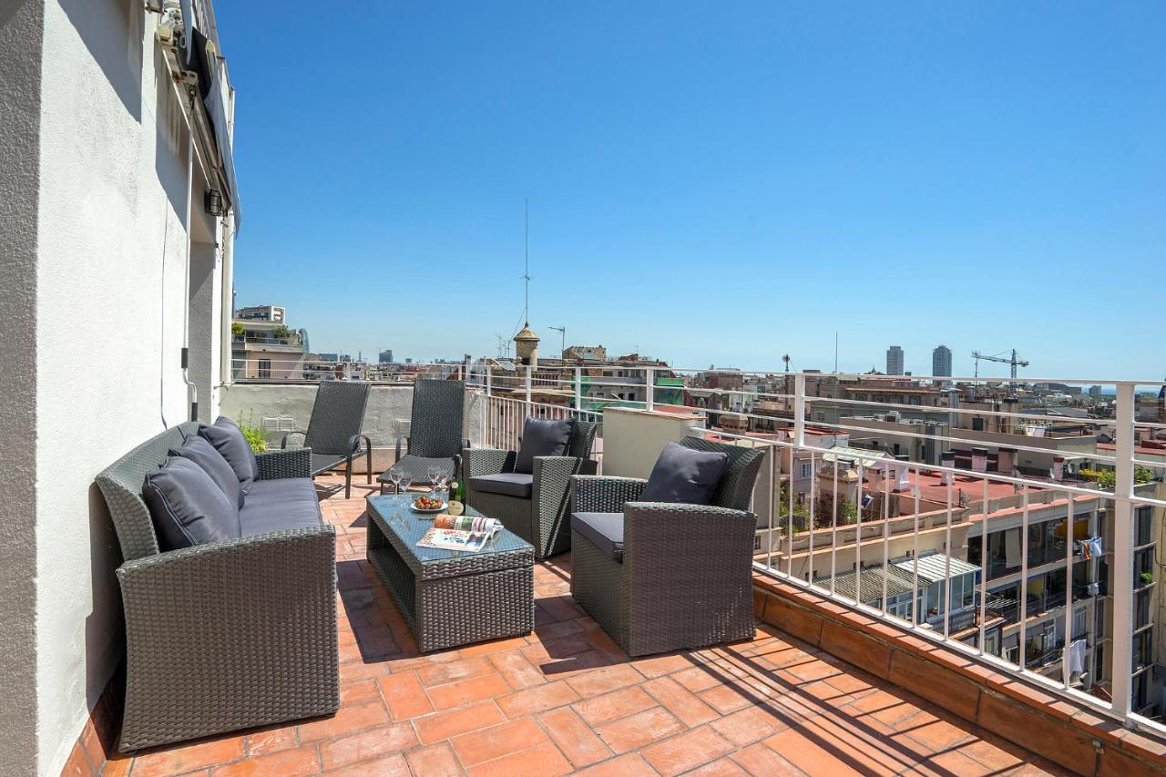Friendly Rentals Gran Via Барселона Екстериор снимка