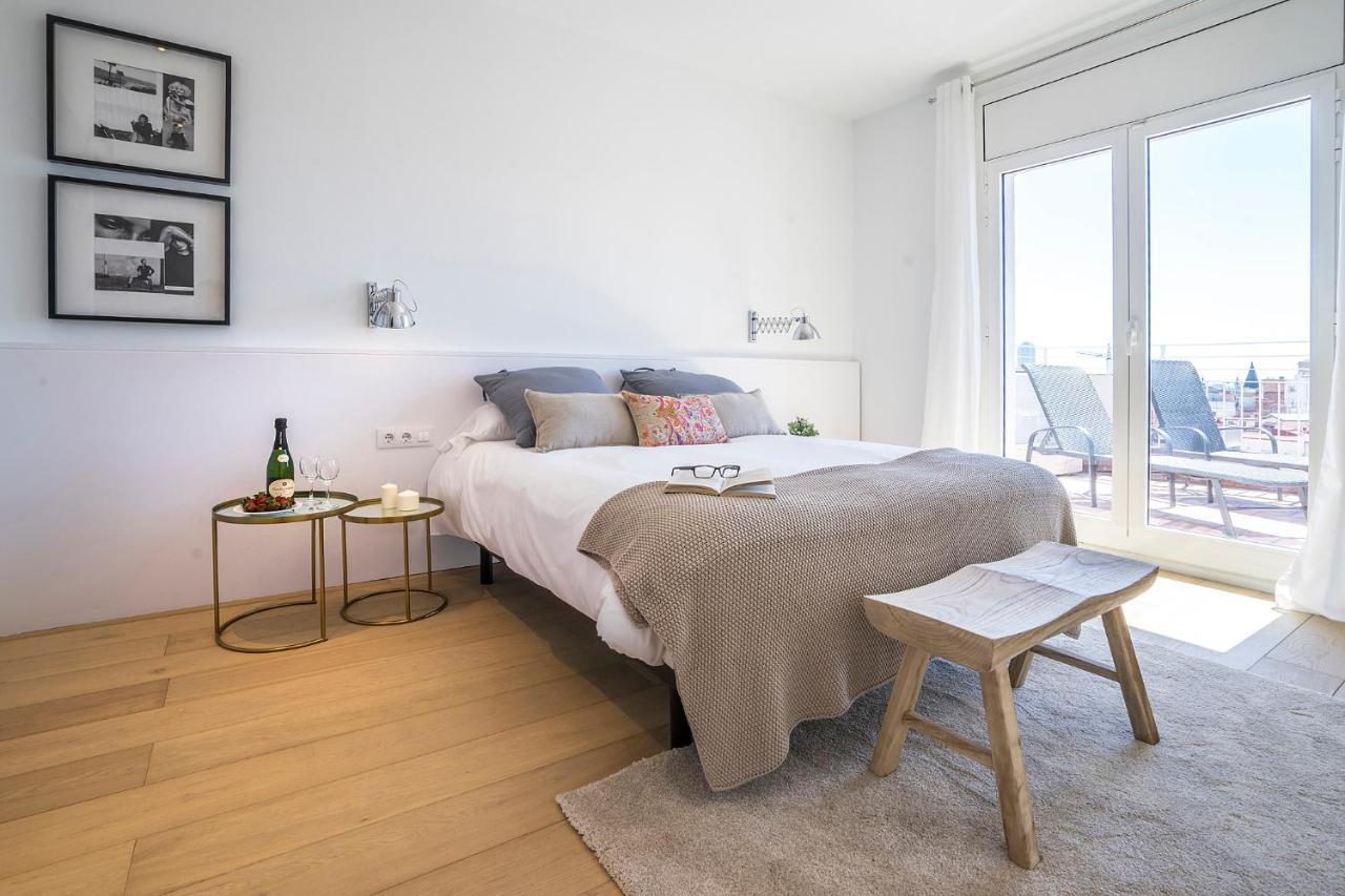 Friendly Rentals Gran Via Барселона Екстериор снимка