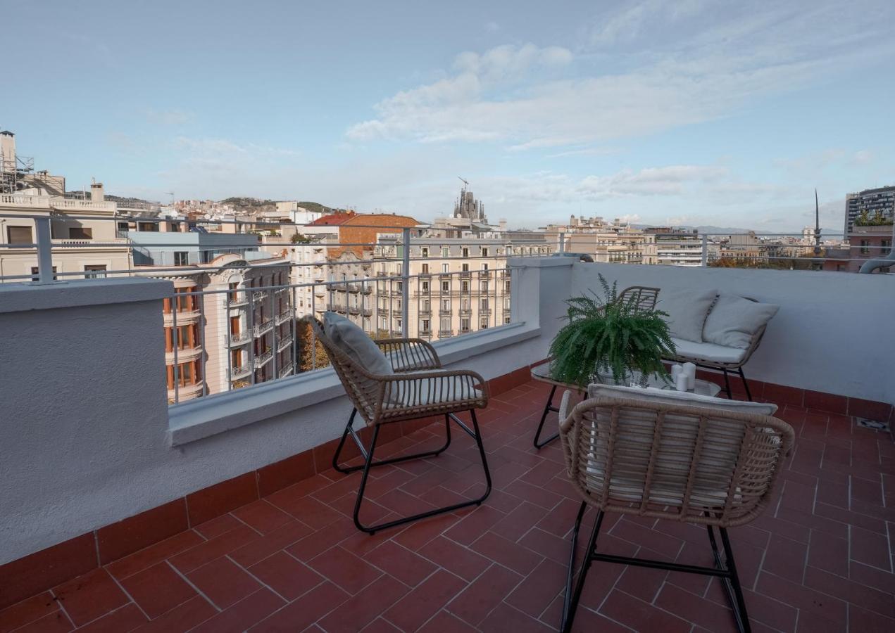 Friendly Rentals Gran Via Барселона Екстериор снимка