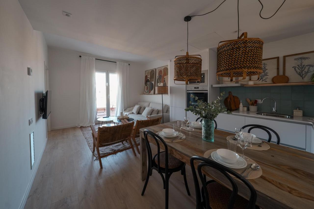 Friendly Rentals Gran Via Барселона Екстериор снимка