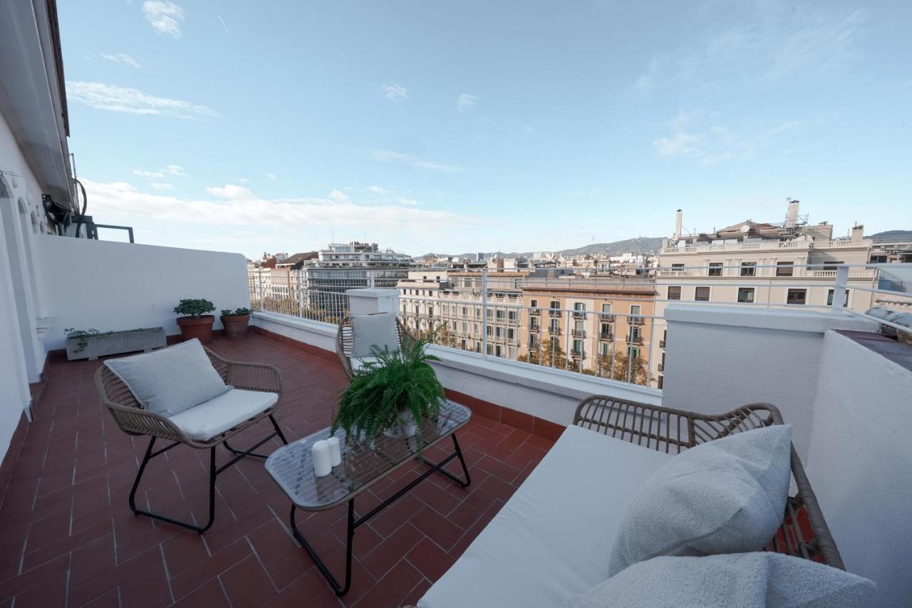 Friendly Rentals Gran Via Барселона Екстериор снимка